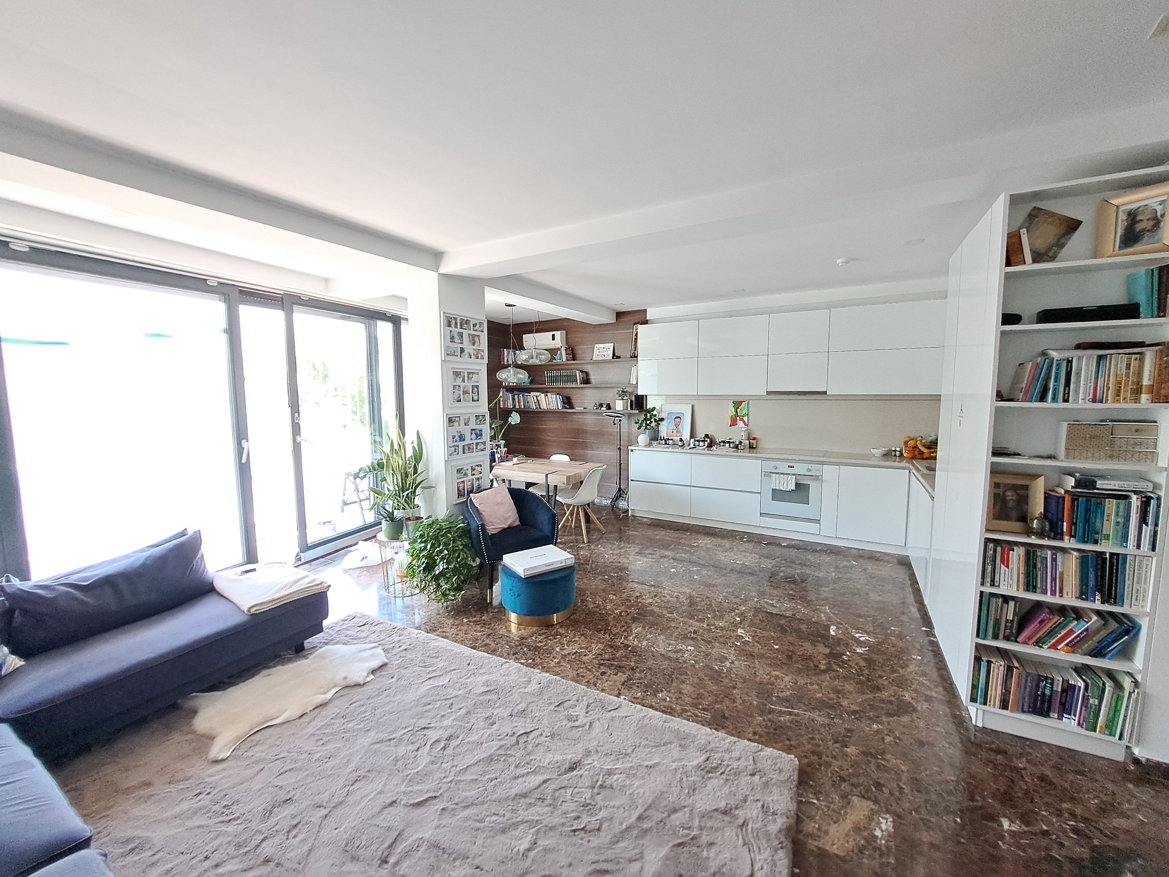 Penthouse 95,09 mp + terasa 71 mp  Madrigalului Baneasa