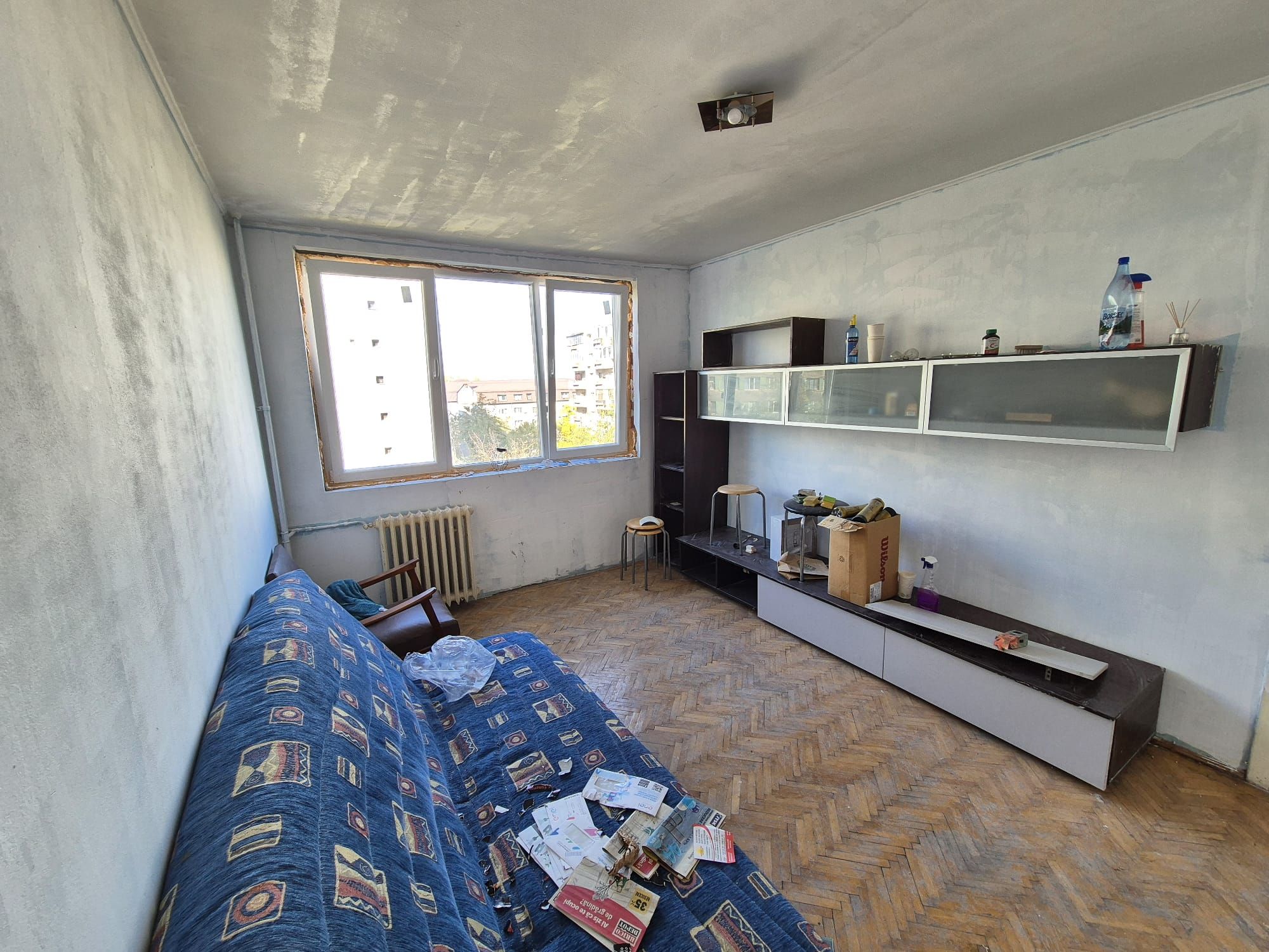 Apartament cu 4 camere  Militari  str. Apusului