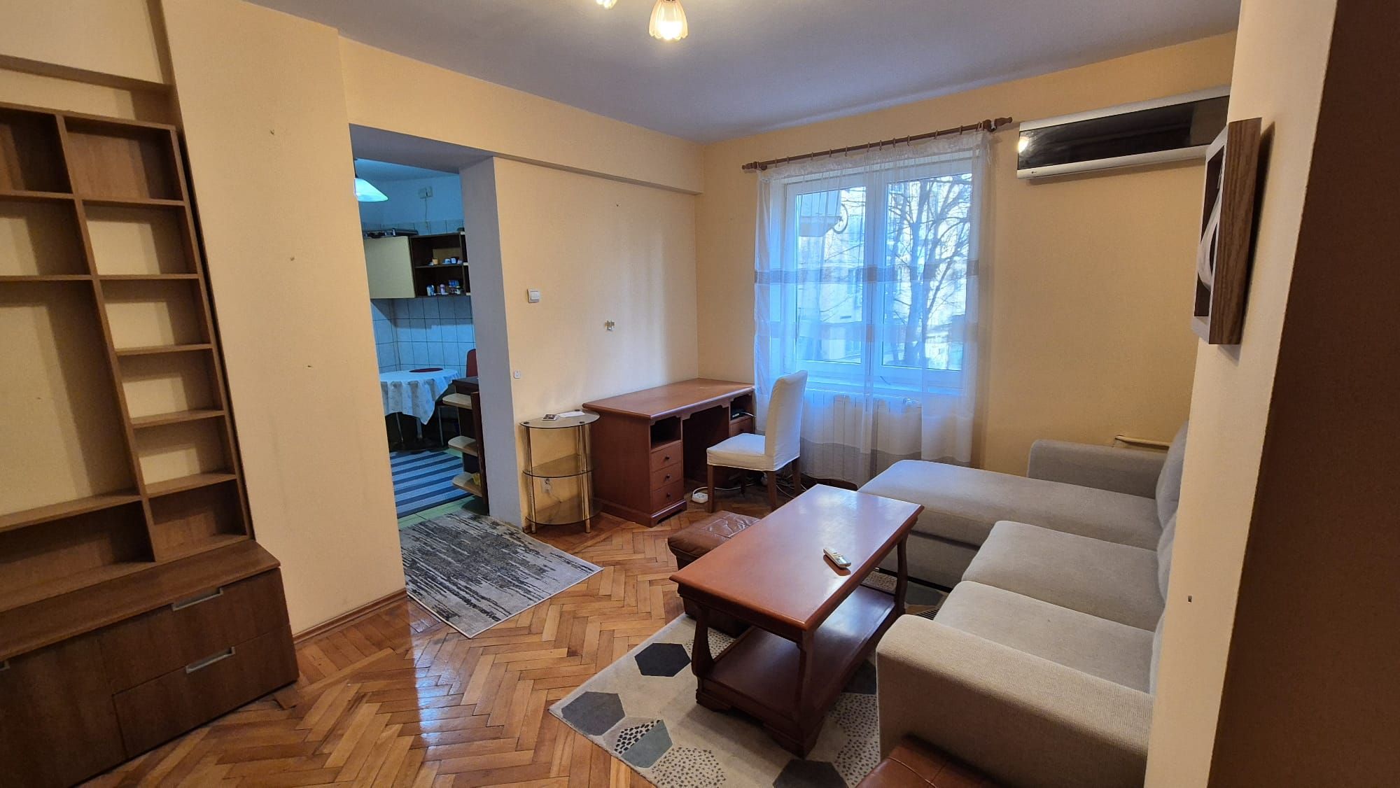 Apartament cu 2 camere  piata Romana