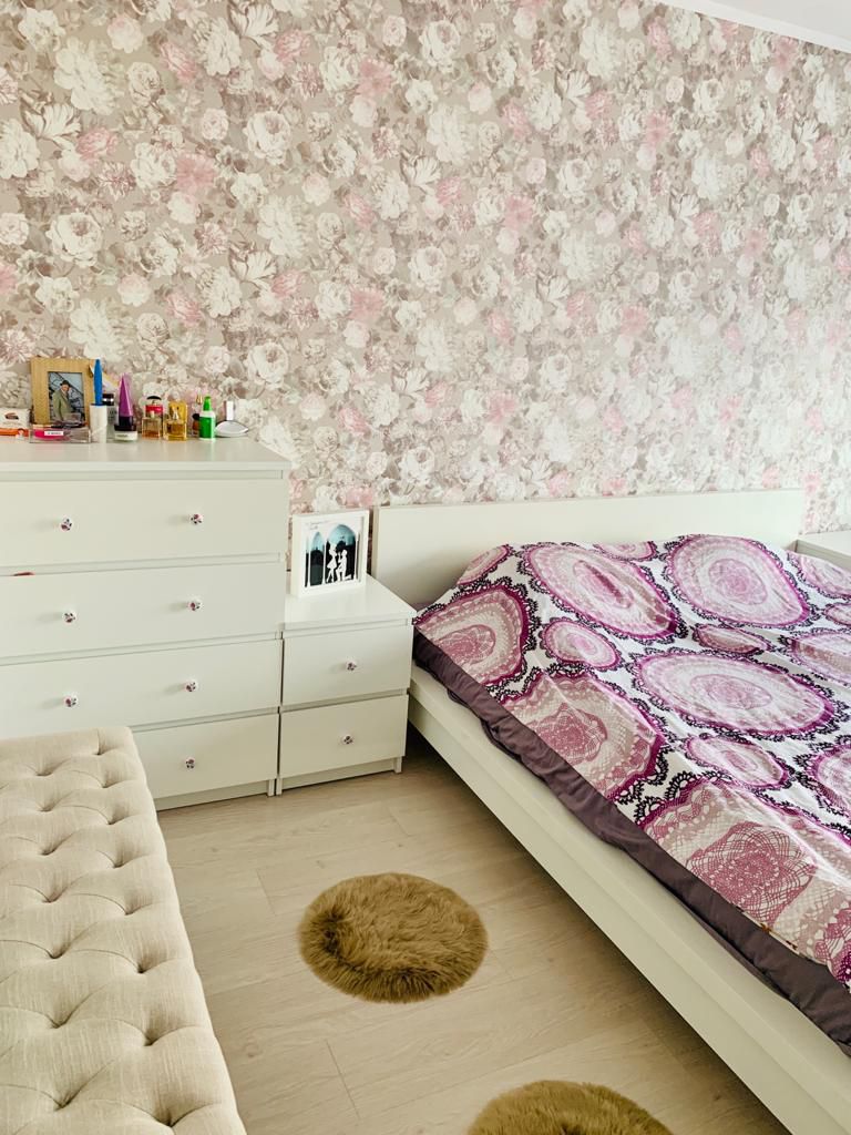 Apartament cu 3 camere in zona Decebal