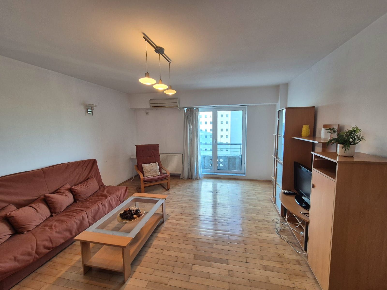 Apartament cu 2 camere 60,93 mp  piata Victoriei