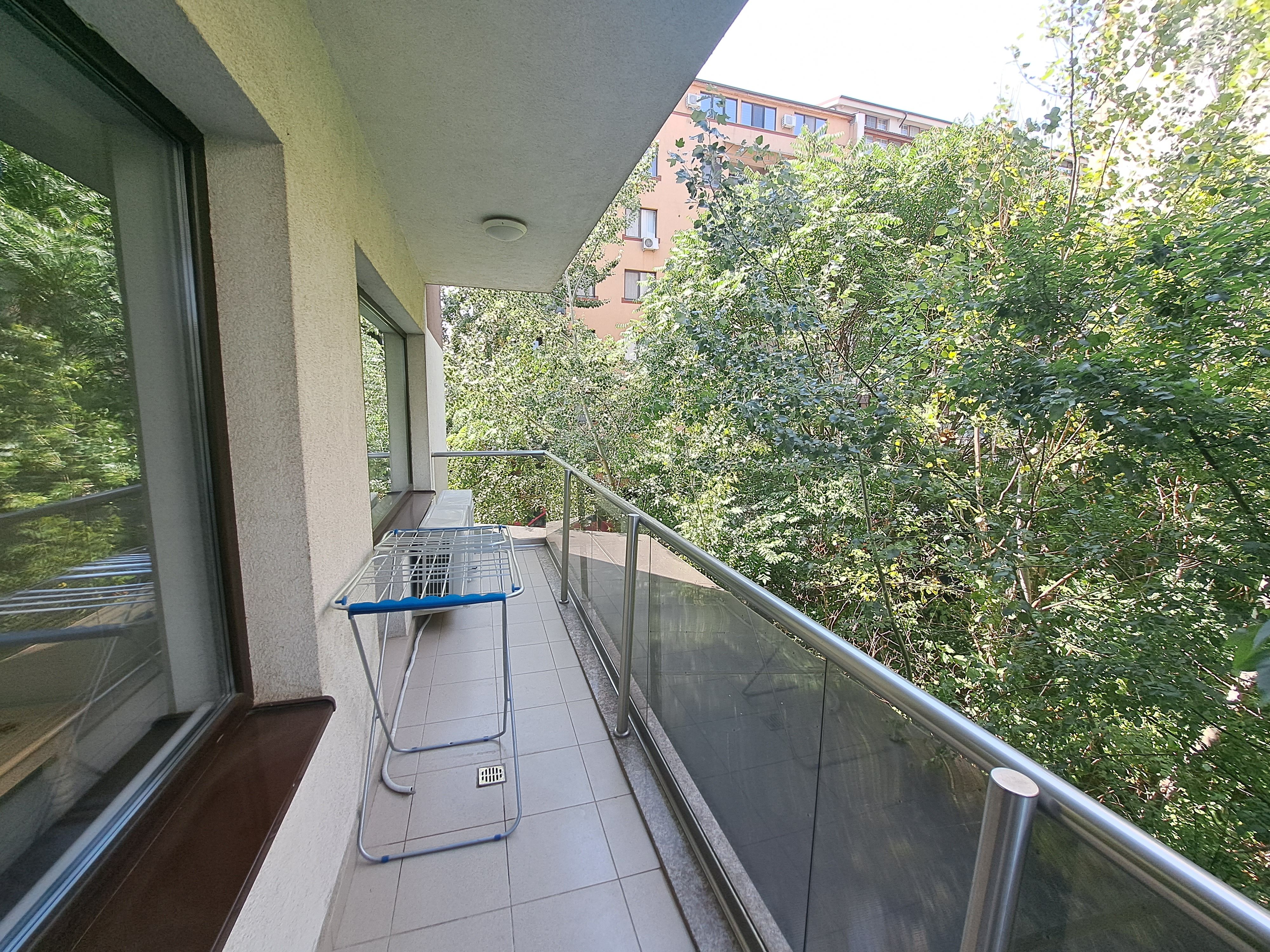 Apartament cu 2 camere 68 mp + loc de parcare subteran  Aviatiei