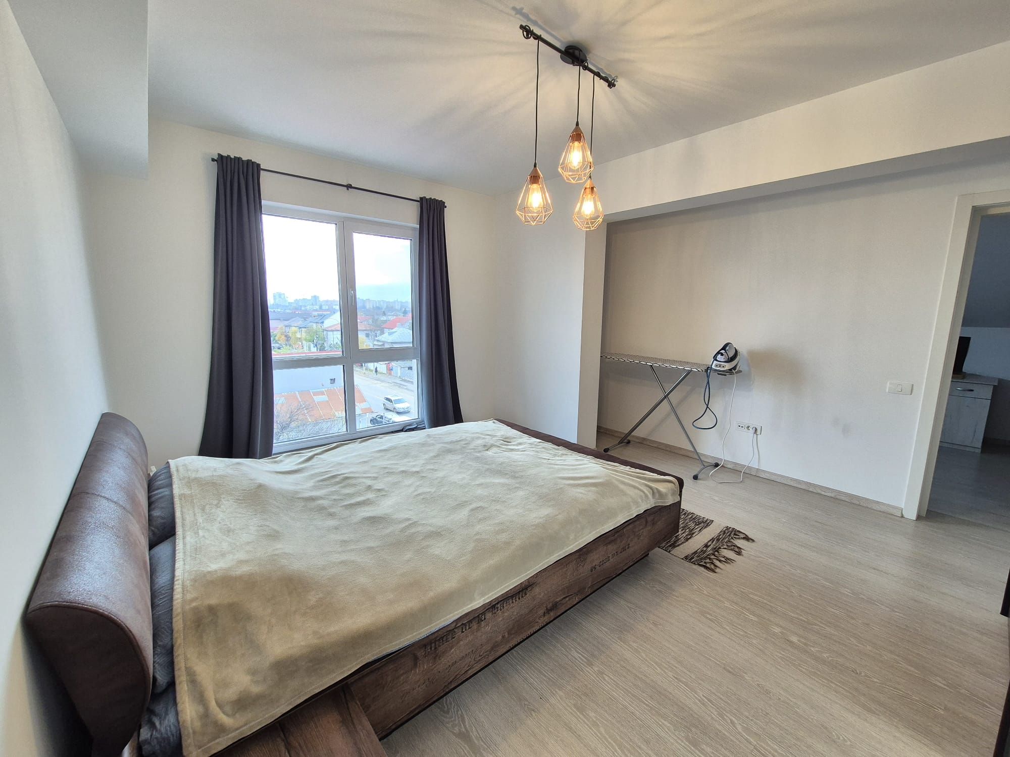 Apartament cu 2 camere 62,69 mp + o camera in pod  Dobroesti