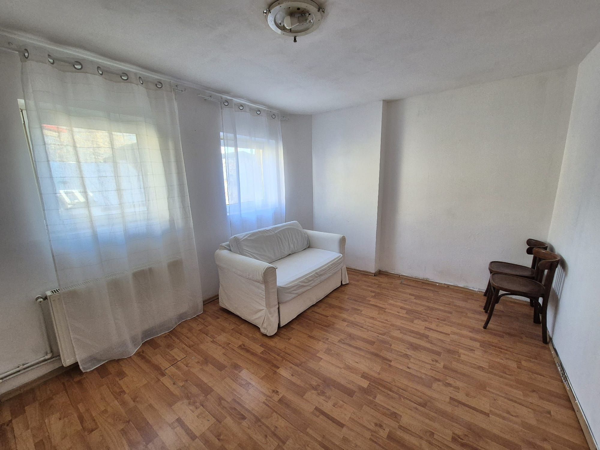 apartament cu 2 camere - piata spania Bucuresti